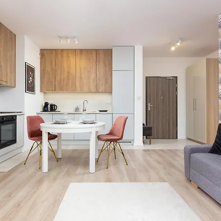 Metro Plocka Exquisite Apartments By Noclegi Renters Varšava Exteriér fotografie