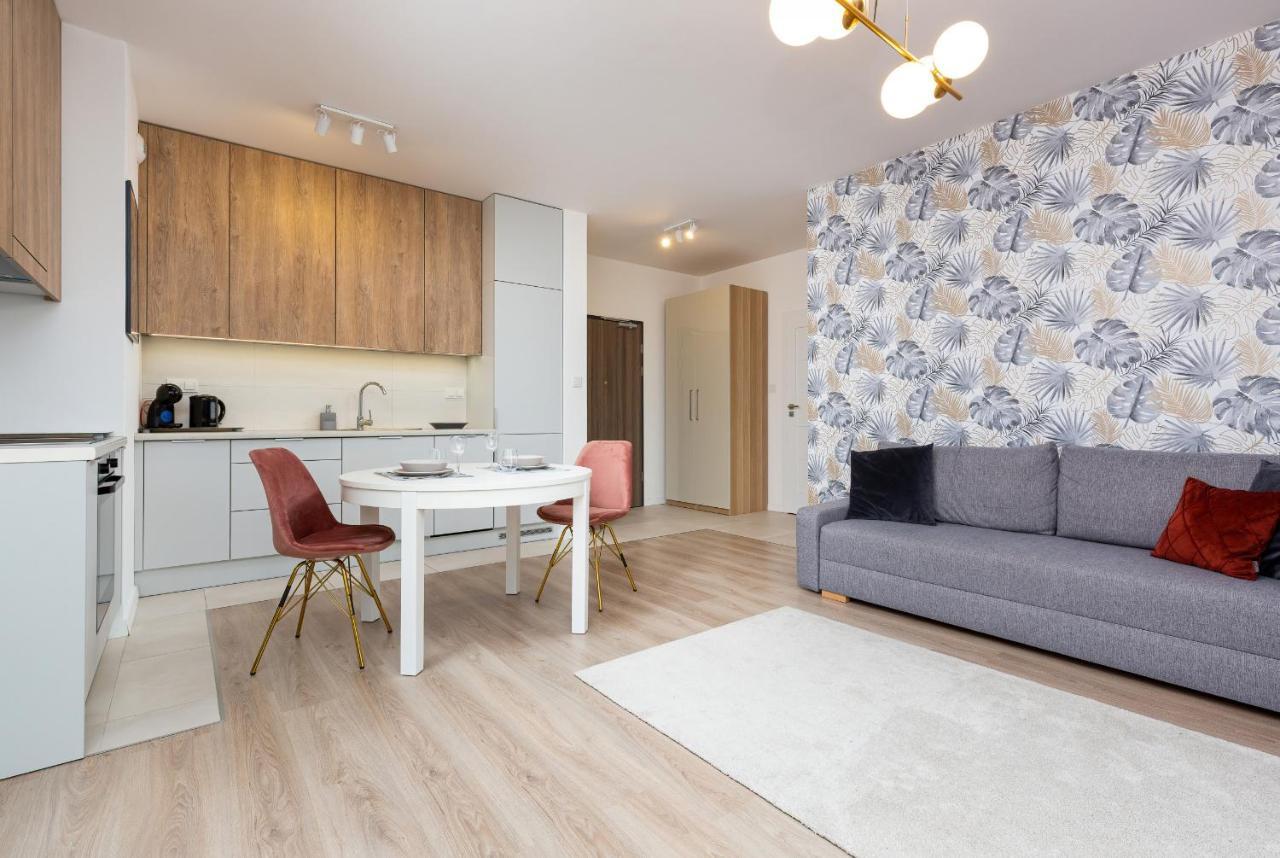 Apartment Metro Plocka Exquisite By Renters Warsaw