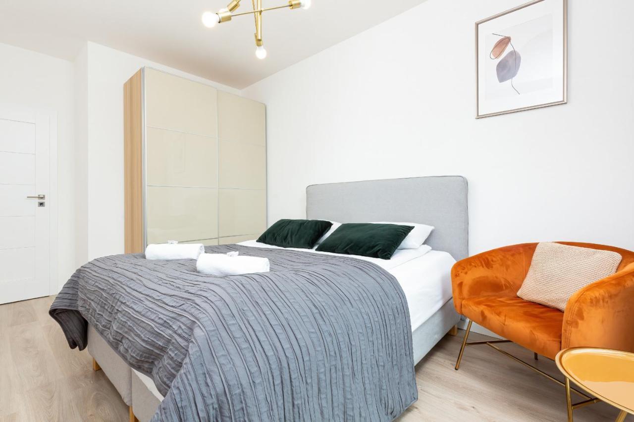 Metro Plocka Exquisite By Renters Apartment Warschau